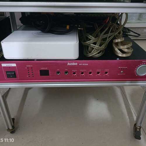 {议价}Jusbe XF-E500功放，粉色机身