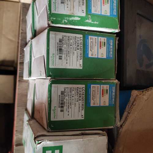 {议价}LC1E3810M5N共5 LC1E3201M5N共3 施耐