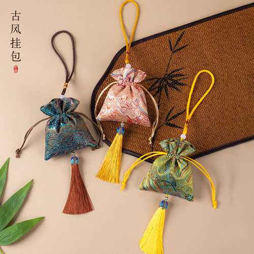 虹漫古风刺绣锦缎流苏香囊空袋