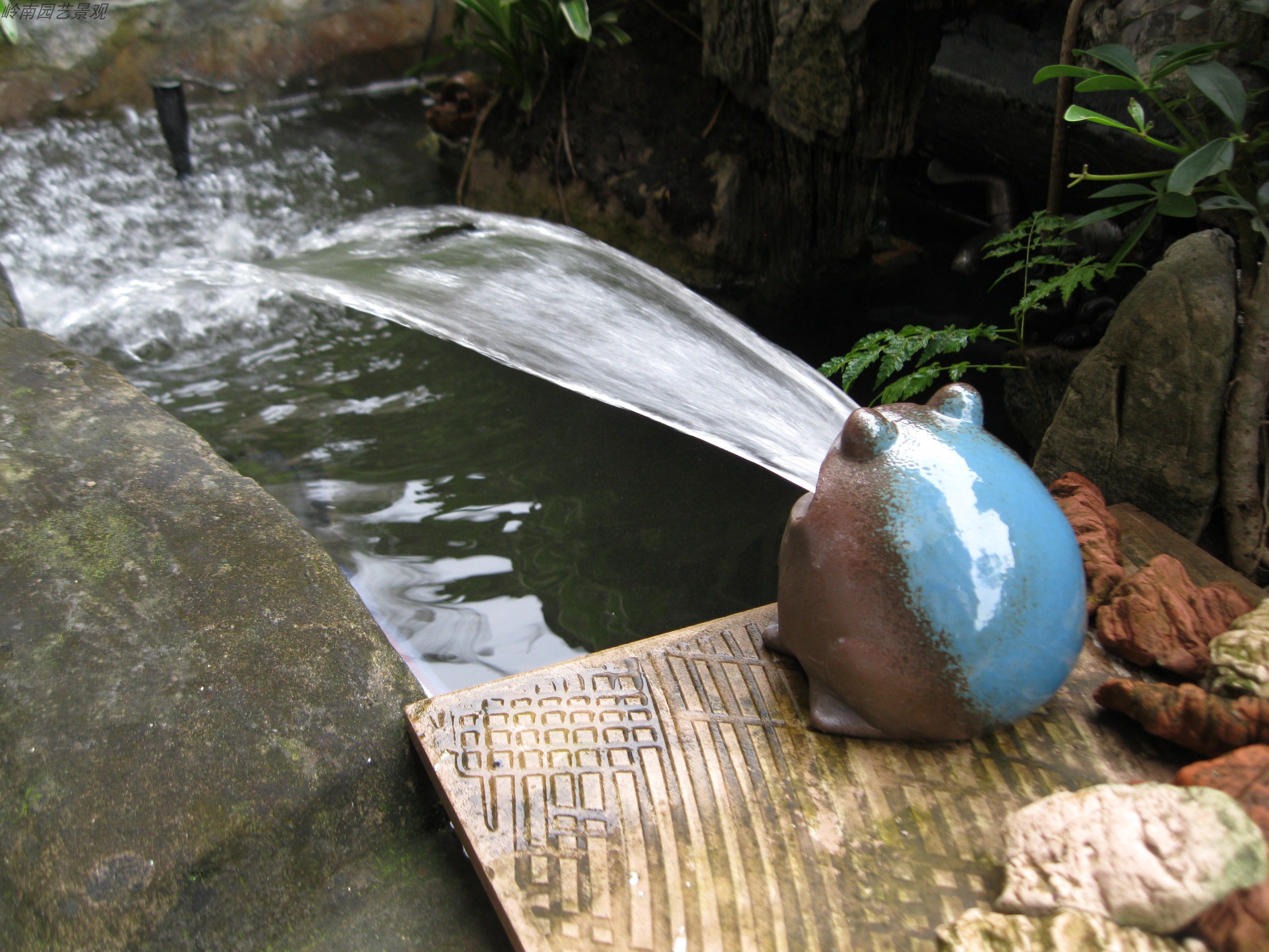 庭院户外水池喷水流水青蛙摆件花园水族盆景装饰鱼池假山循环喷泉