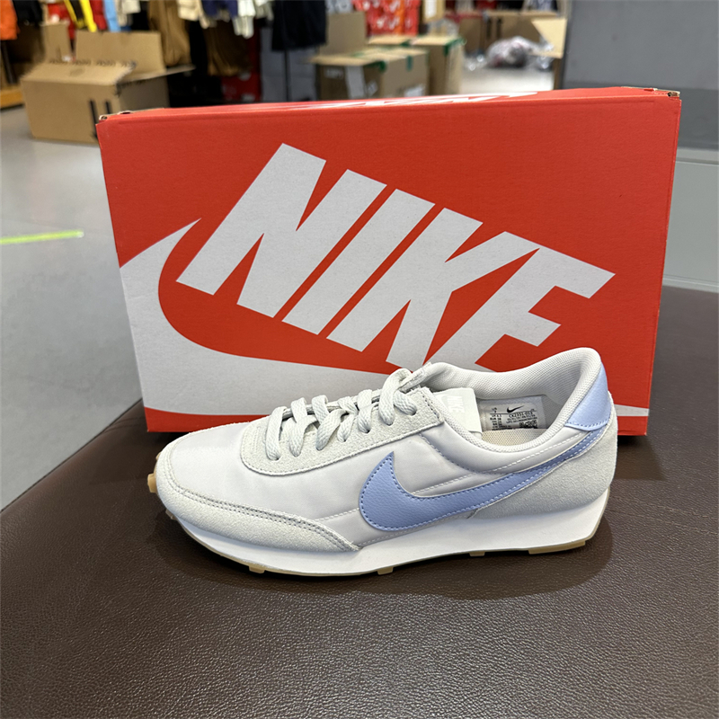 耐克女子华夫鞋跑步运动休闲鞋