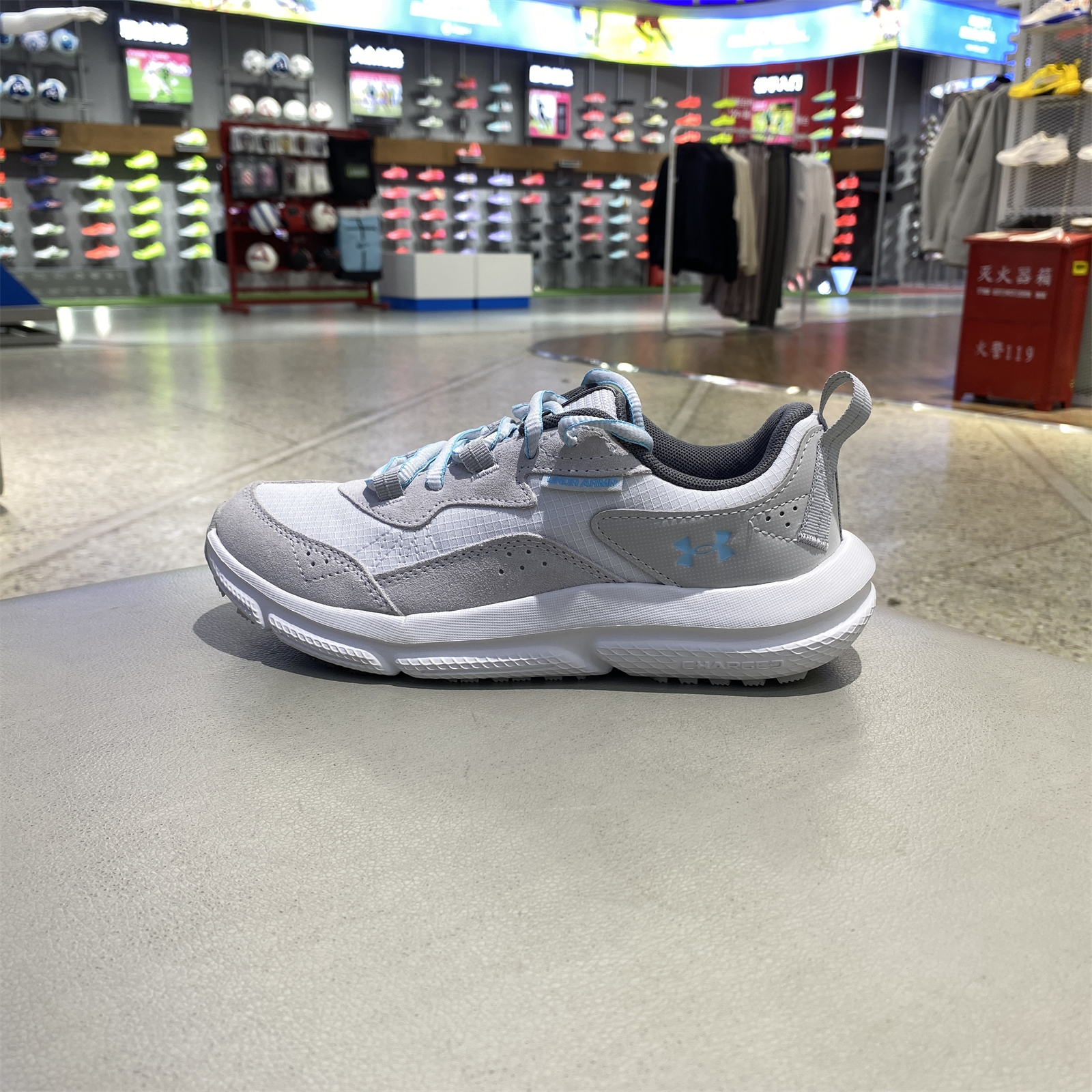 UA安德玛女子跑步鞋夏季透气健身训练日常运动休闲旅游鞋3027180