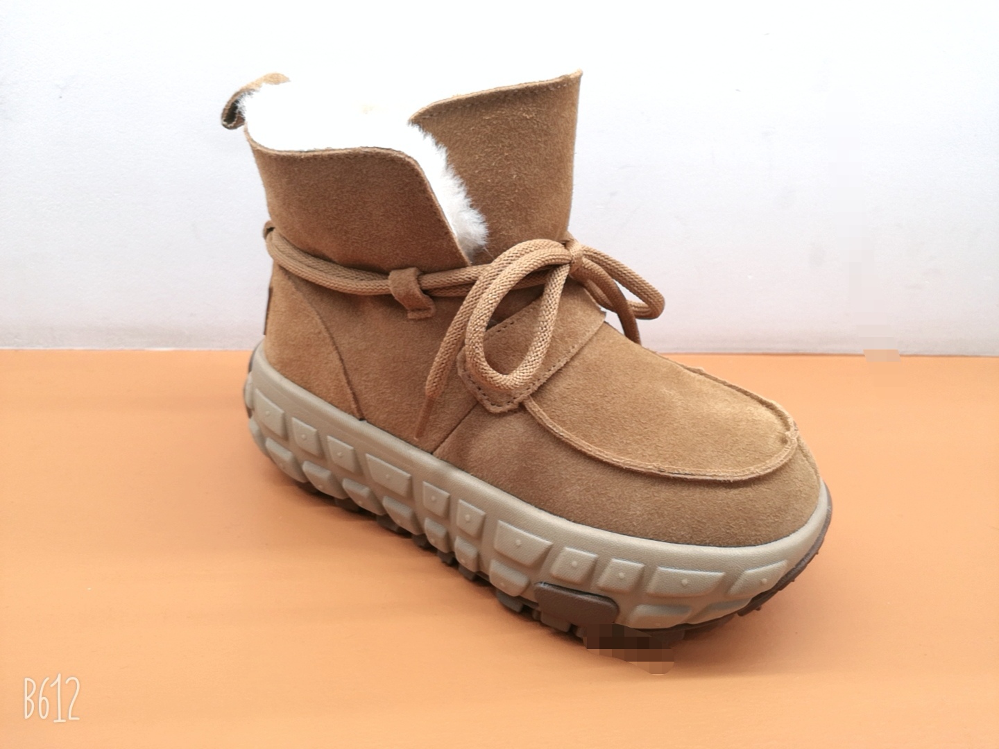 2025新款真皮短靴皮毛一体雪地靴小个子厚底增高棉靴超轻保暖棉鞋