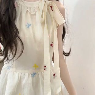显瘦温柔仙女长裙 甜美收腰碎花蝴蝶结无袖 连衣裙吊带夏季 法式 新款