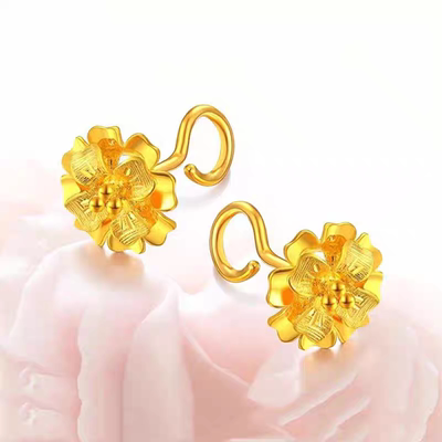 18K黄金色弯钩耳钉幸运芙蓉花
