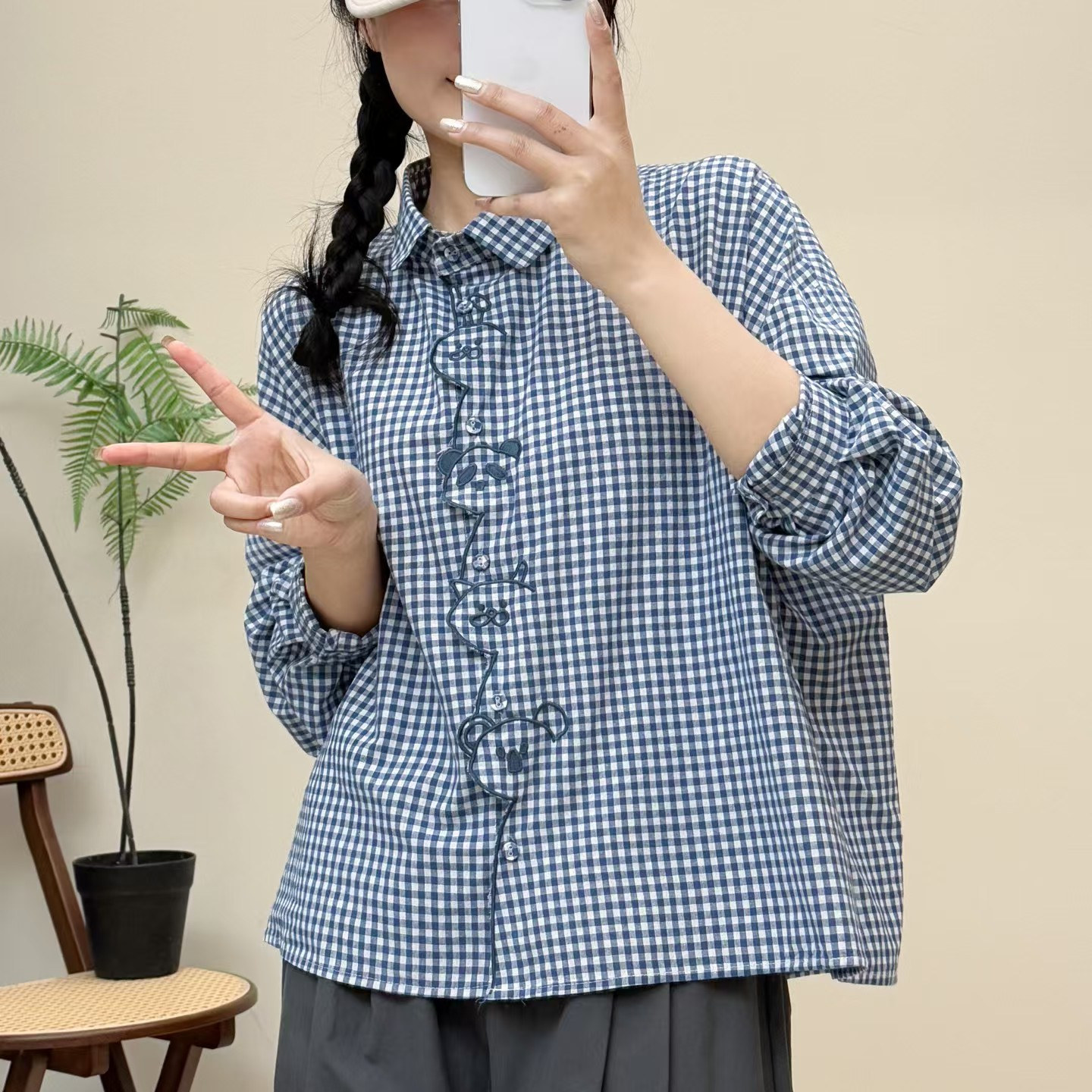 格子上衣刺绣长袖叠穿衬衫宽松