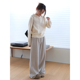 小阿秋慵懒垂垂舒适亲肤休闲条纹裤女秋冬加绒阔腿裤直筒针织裤子