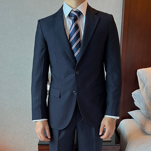 藏青西服抗皱商务英伦暗条纹双叉