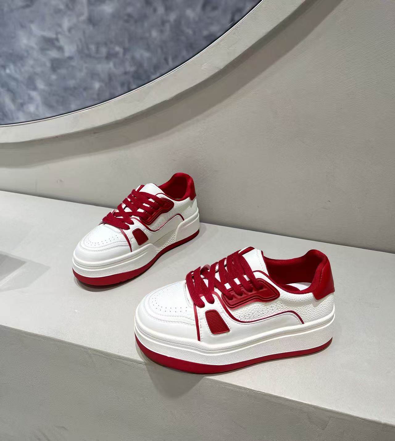 2026年春秋新款时尚百搭平底休闲板鞋女真皮潮流舒适运动鞋红色,女鞋,休闲板鞋,淘宝优惠券,粉丝福利购,淘宝优惠卷