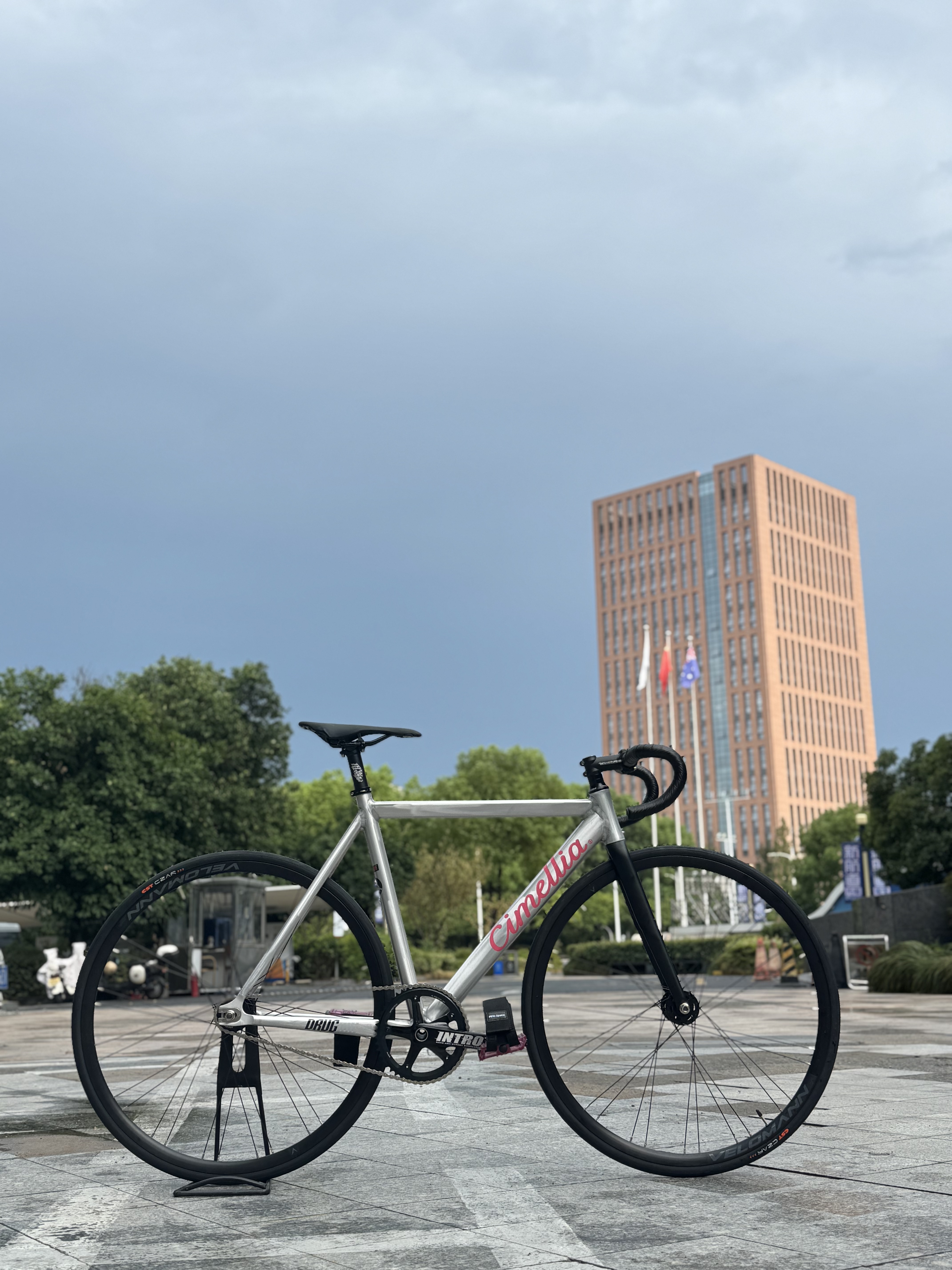 杭州死飞Cimellia Druginc 死飞车架组 铝架竞速 拉丝银粉色