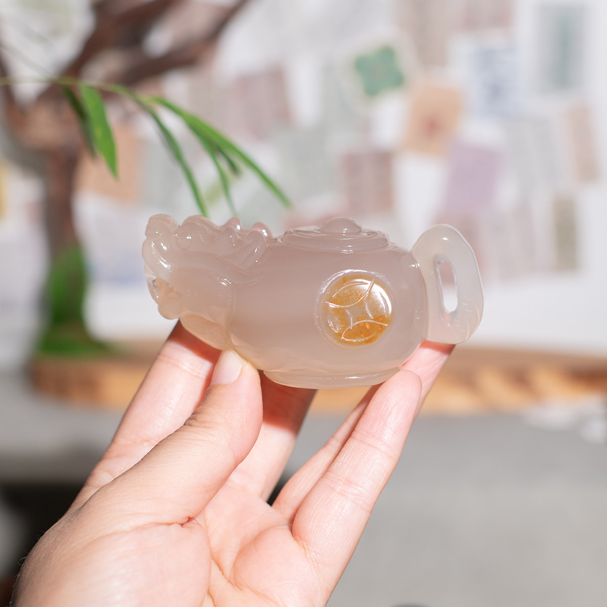 天然玛瑙高冰透俏色把把壶摆件