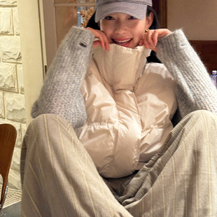 洋气新店REDMEMORY冬季 云感蓬松泡芙超厚小玩偶羽绒马甲 小暖包