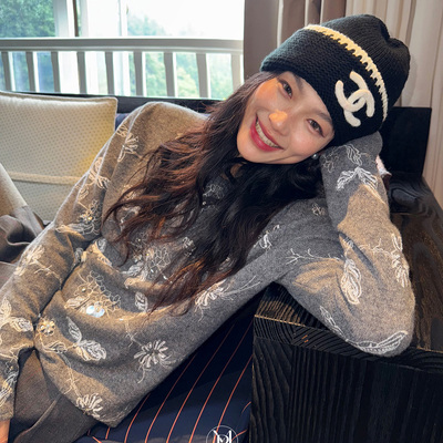 洋气新店REDMEMORY浪漫云朵 银花玉雪！纯手工珠片刺绣针织衫