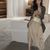 质感抛光 洋气新店REDMEMORY私服 高级 纸片人悬垂空气裙