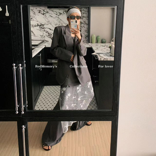 拼接蕾丝吊带裙 巨闪枪驳头西服 洋气新店RM日常挚爱 华丽时髦