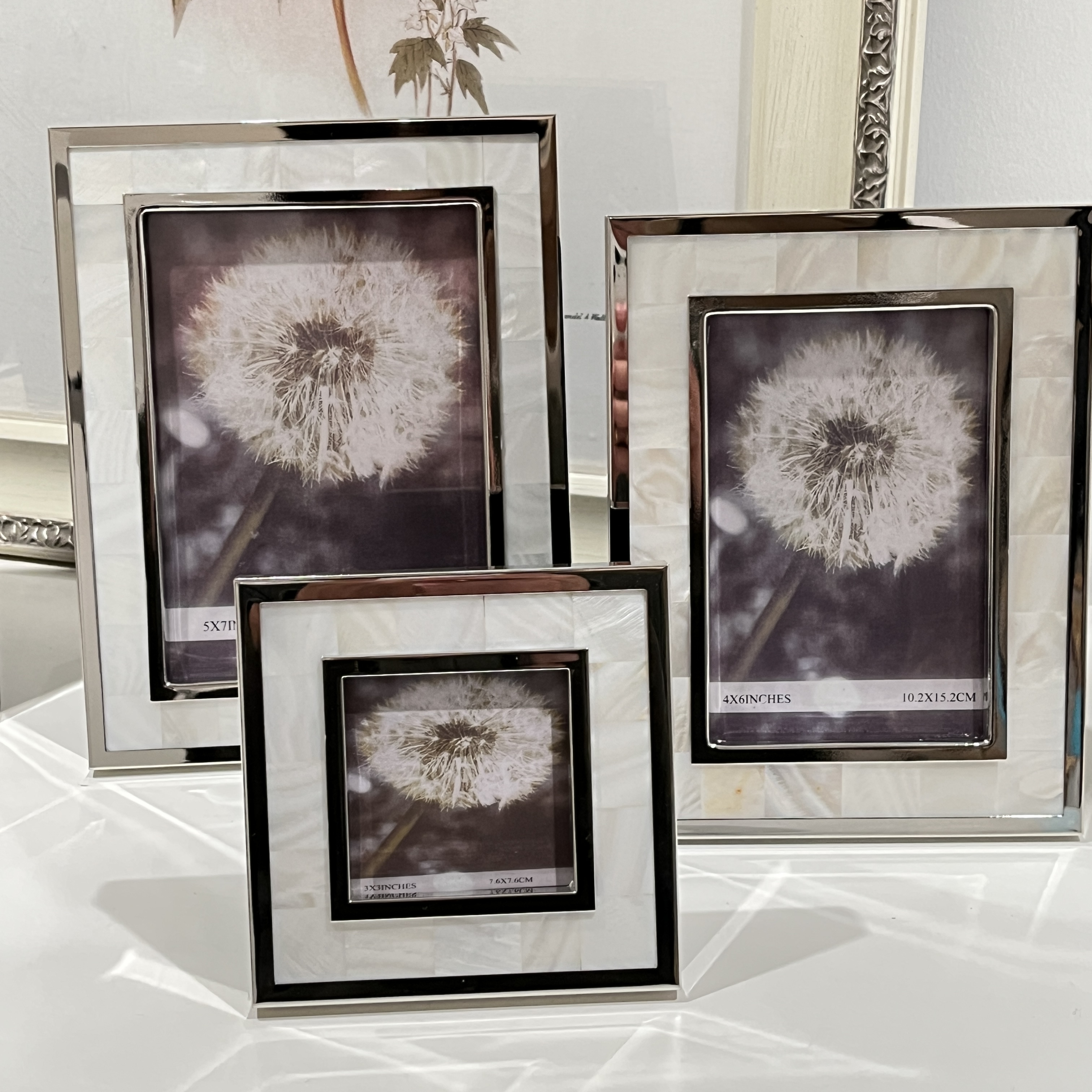 现代简约金属边框贝壳摆台相框