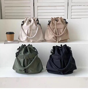 尼龙布抽绳水桶包个性 时尚 百搭手提单肩斜挎包日常休闲包 韩版 新款