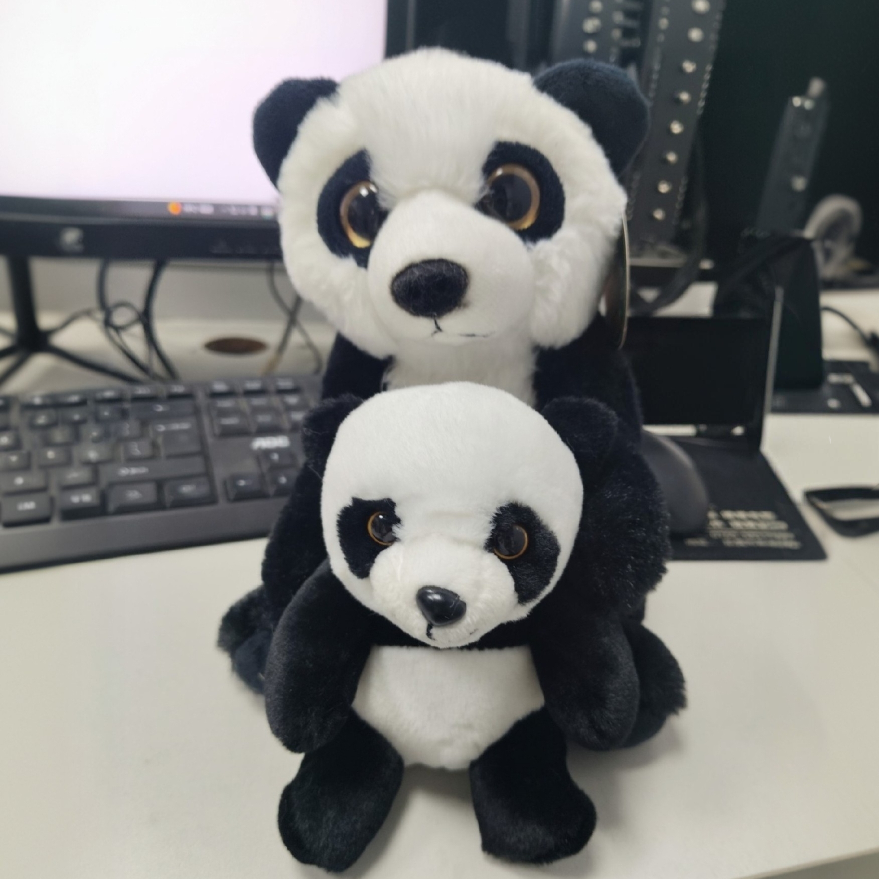 毛绒玩具治愈可爱仿真公仔小熊猫陪伴玩偶