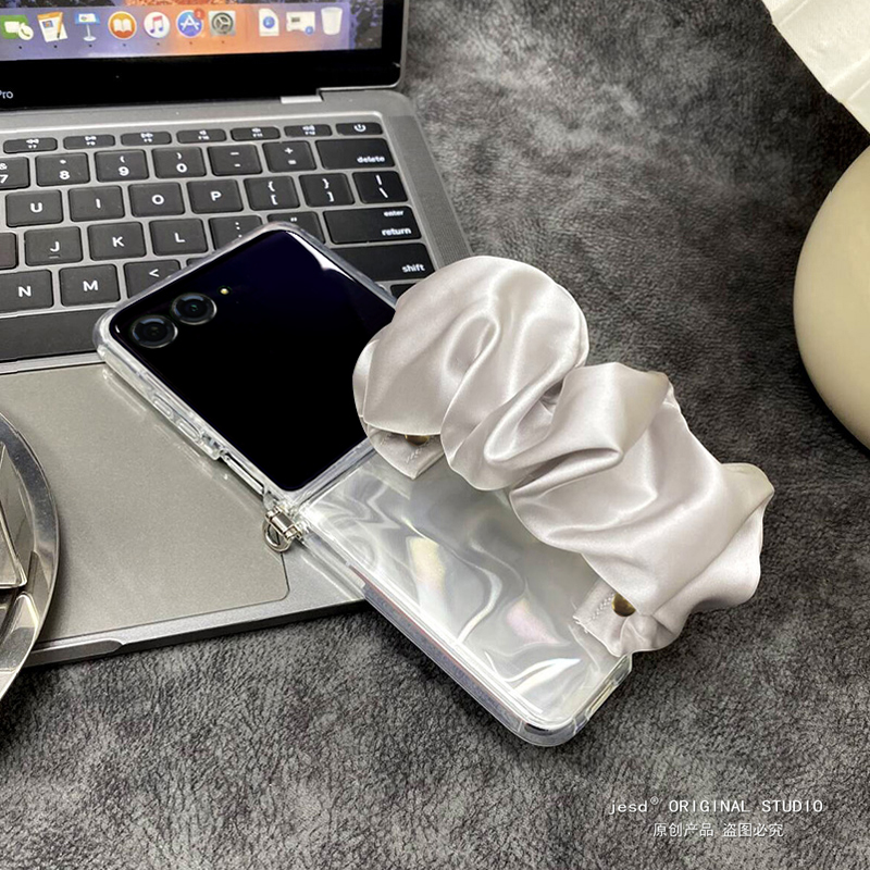 弹力褶皱腕带丝绸大肠圈带适用摩托罗拉moto razr50ulta手机壳折叠屏Razr50Ultra保护套超薄防摔razr50女新款