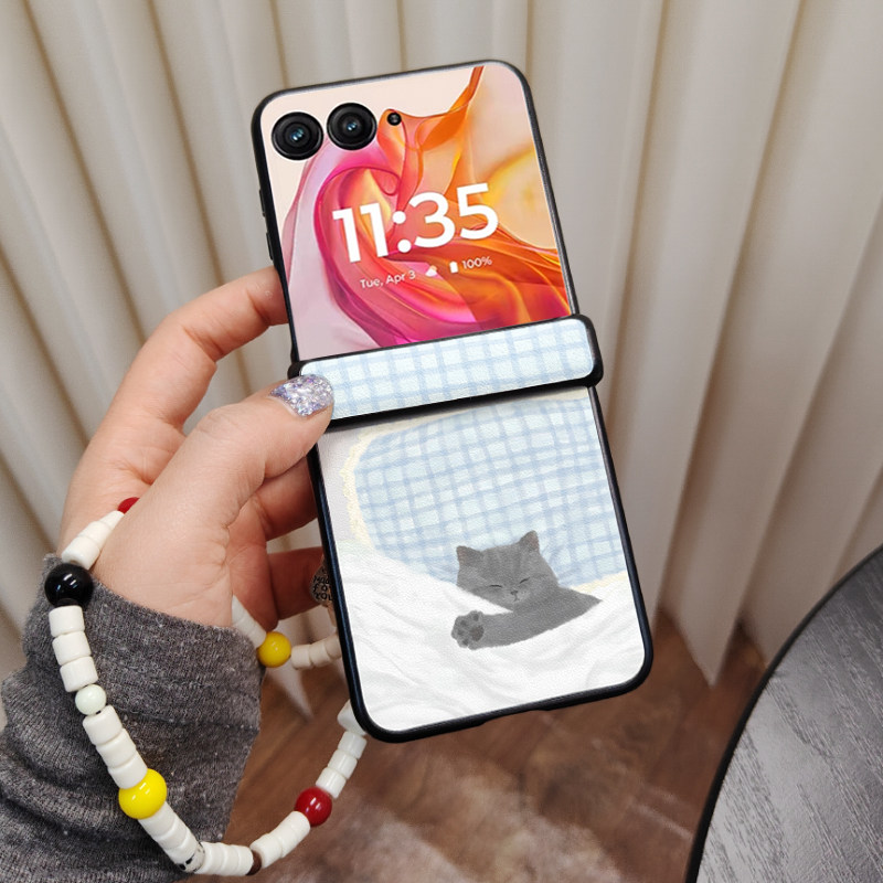 可爱清新手绘睡觉猫咪适用摩托罗拉razr50手机壳razr60ultra铰链中轴全包防摔新款Moto razr50ultra保护套女