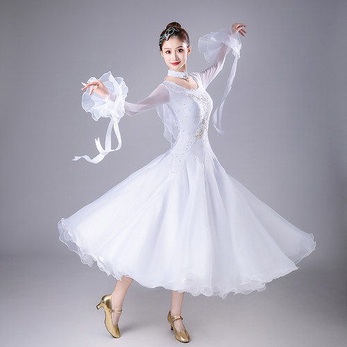 新款裙国标舞比赛交谊舞连衣裙华尔兹表演服亮片喇叭袖大摆裙女