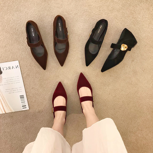 法式尖头内增高玛丽珍鞋女2026新款丝绒浅口优雅气质百搭黑色单鞋