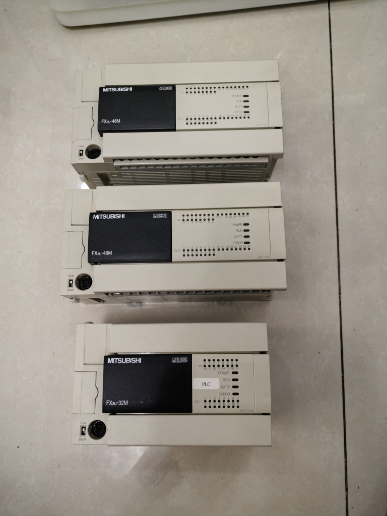 二手三菱PLC FX3U-32MR/ES-A FX3U-48MT/ES FX3U-48MR/ES-A