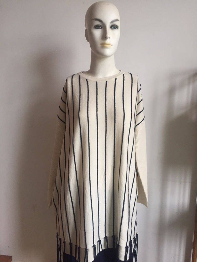 亏本清仓正品圣地欧白色显瘦100%全羊毛女款流苏毛衣裙超美