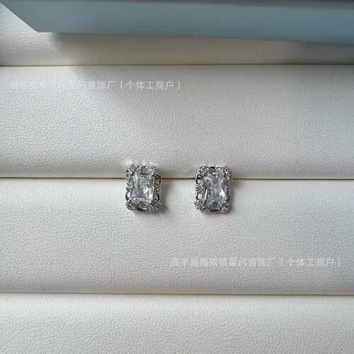 HEFANG何方星云方糖耳钉轻奢耳饰女耳环银针生日礼物