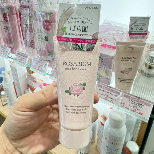 资生堂玫瑰园护手霜滋润留香