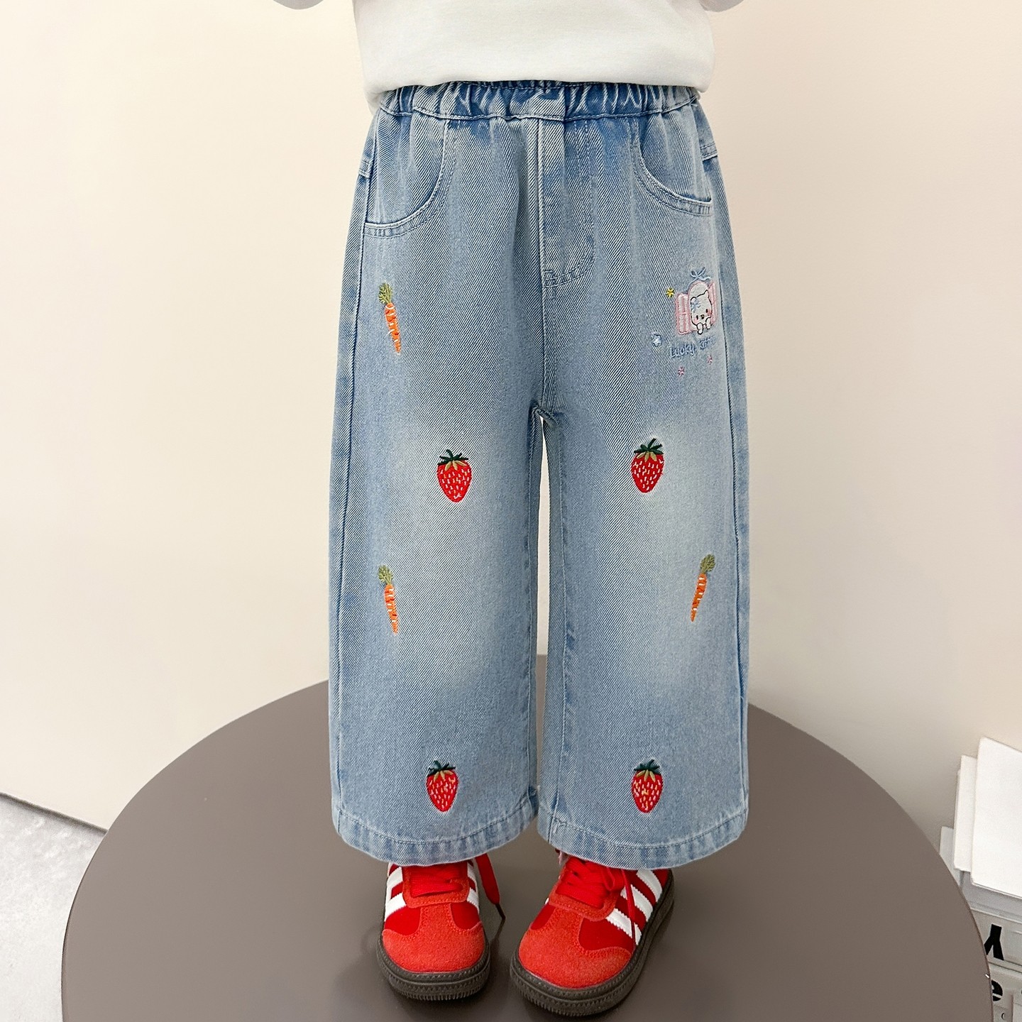 女童春季直筒牛仔裤2026新款洋气时髦小女孩春秋儿童百搭休闲裤,童装/婴儿装/亲子装,儿童牛仔裤,淘宝优惠券,粉丝福利购,淘宝优惠卷