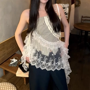 条纹吊带精致甜美蕾丝花边不规则修身 自制设计感小众时尚 上衣女夏
