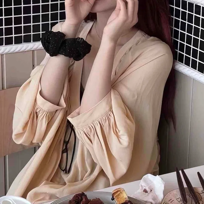 赵露思明星同款法式金色V领短裙女百搭休闲防晒衬衫衬衣 2025初夏