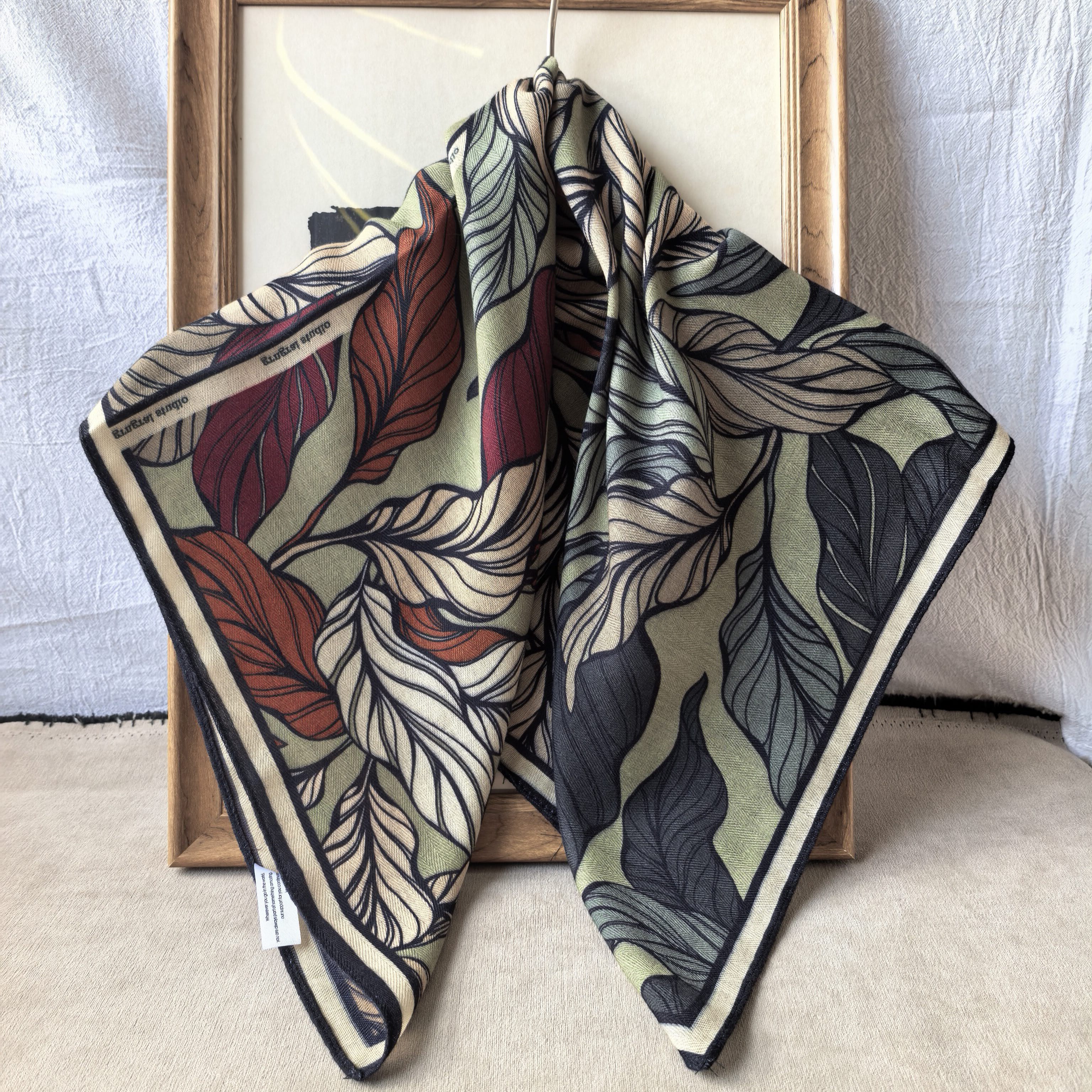 65cm丝毛手感小方巾女款腰果碎花条纹领巾春秋冬保暖装饰围巾头巾