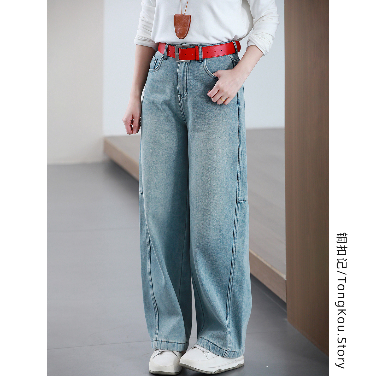 铜扣记腰带牛仔裤女加绒保暖