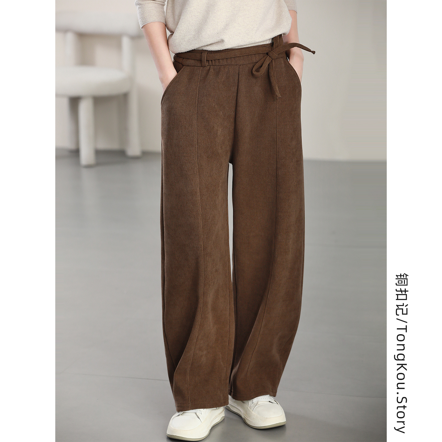 铜扣记雪尼尔弯刀裤女休闲裤