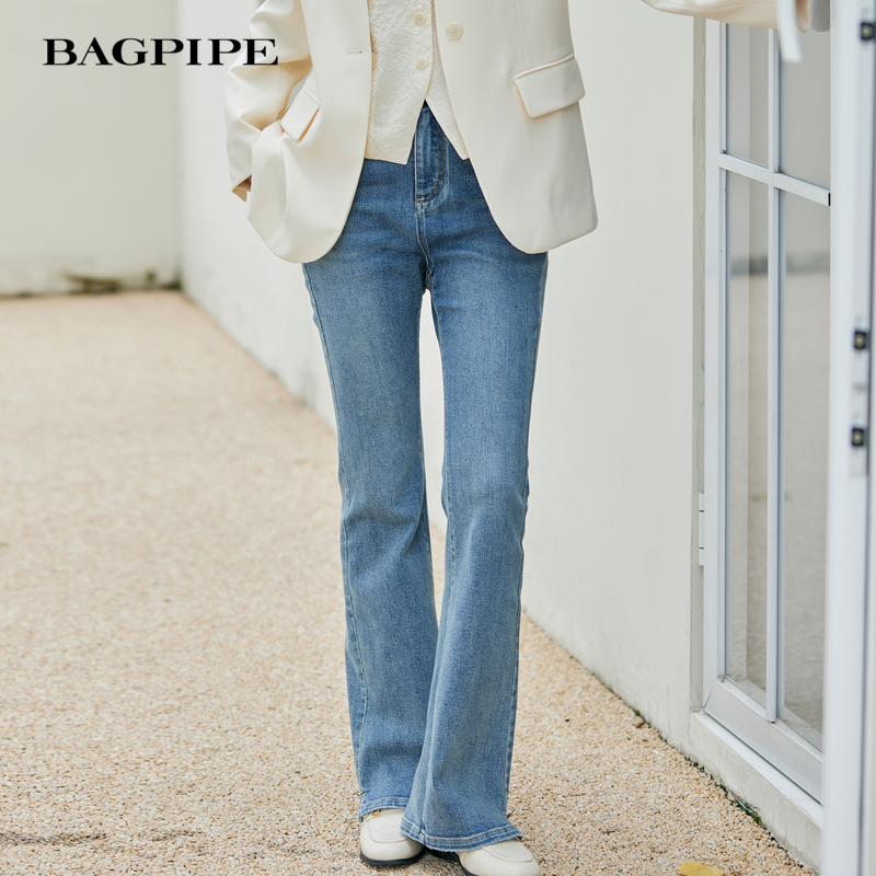 风笛2025春季新款修身显瘦高腰微喇裤女百搭水洗舒适牛仔裤