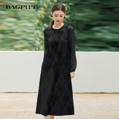 风笛2025春季新款圆领雪纺长袖连衣裙女宽松简约气质中长款裙子