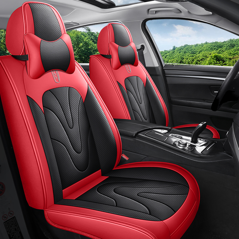 全车五座纳帕皮材质方便打理