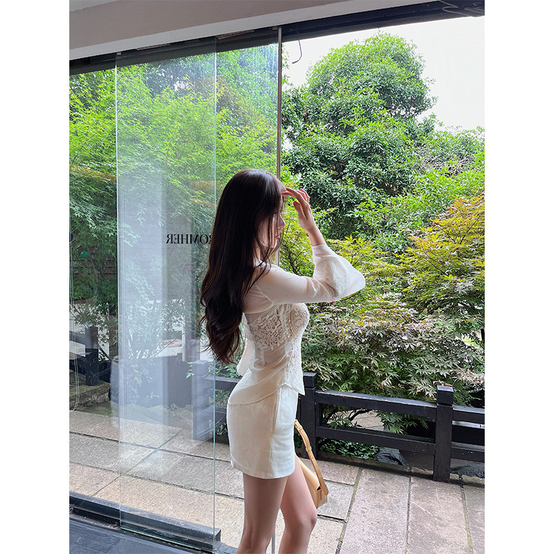 XIAOQ法式刺绣蕾丝收腰镂空衬衫