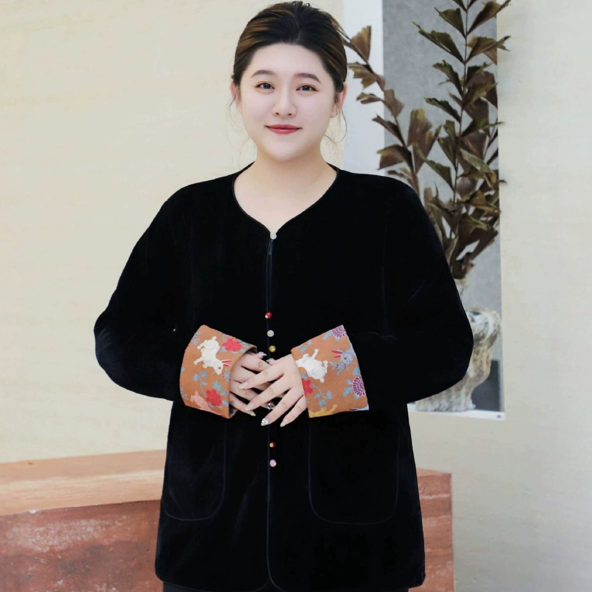 秋季2025新款300斤特大码胖mm丝绒上衣新中式国风提花复古外套260