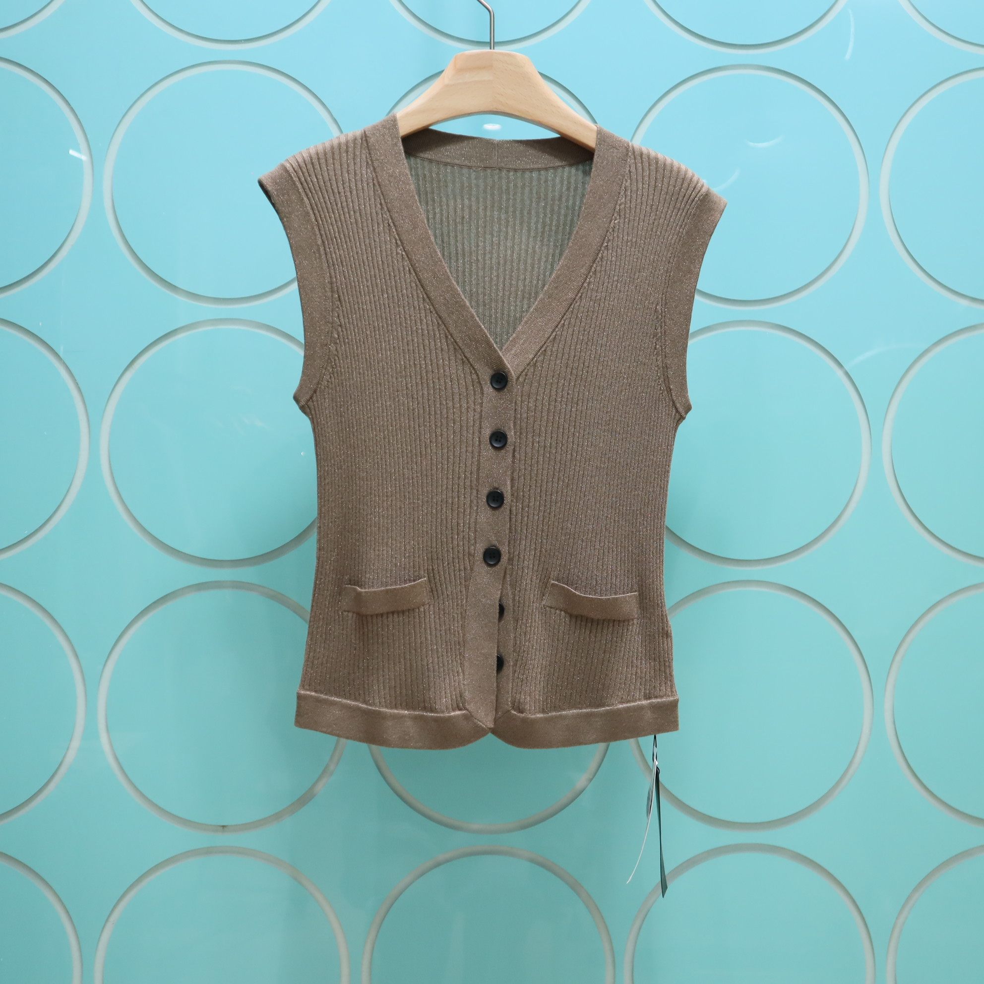 MRER莫乂义    专柜正品春季新款百搭时尚无袖V领毛衫女R5A56822,女装/女士精品,毛针织衫,淘宝优惠券,粉丝福利购,淘宝优惠卷