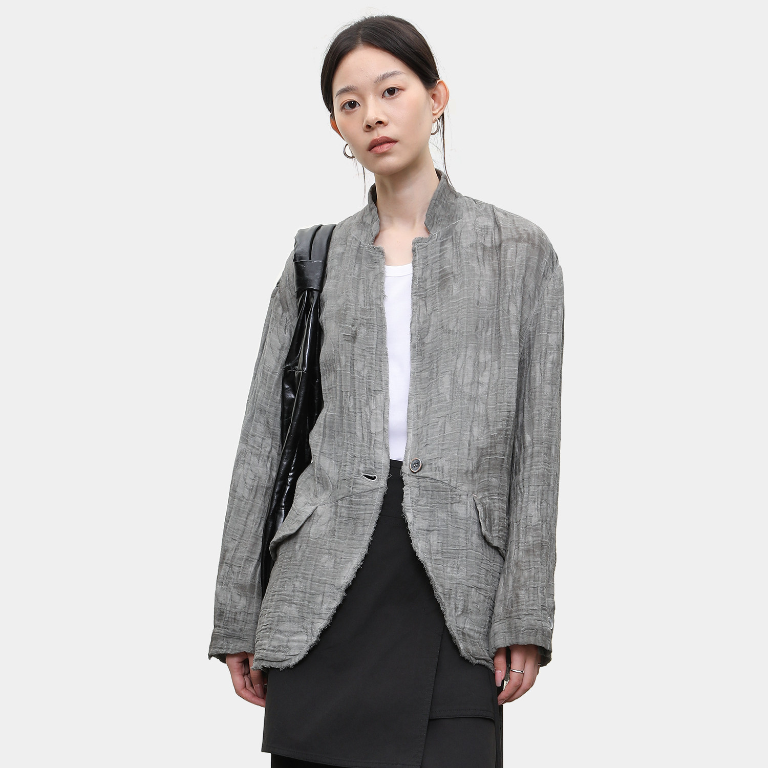 女性日记文艺复古亚麻西装外套2026初秋新款宽松廓形西服上衣气质