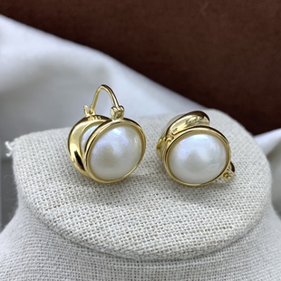 《颜心》双珠海水白马贝珍珠耳夹扣，经典优雅，金色纯银