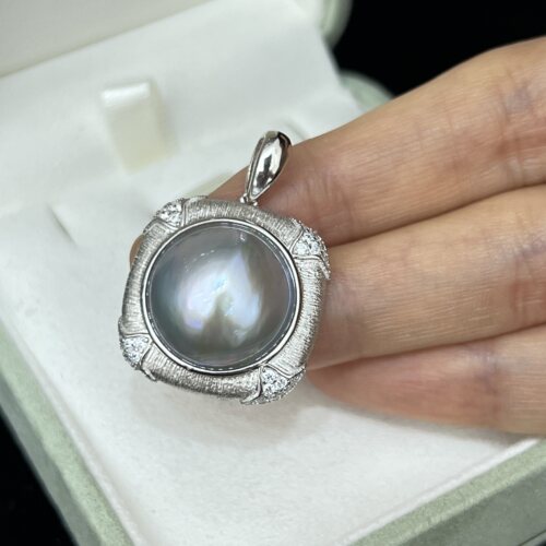 布契风格拉丝工艺海水马贝珍珠S925银16-17mm微瑕万能扣吊坠灰色