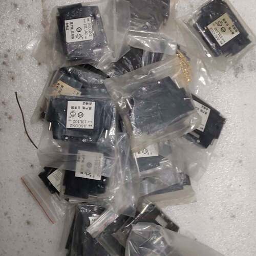 可议价A6CON2-13L102连接器14包单价80维修