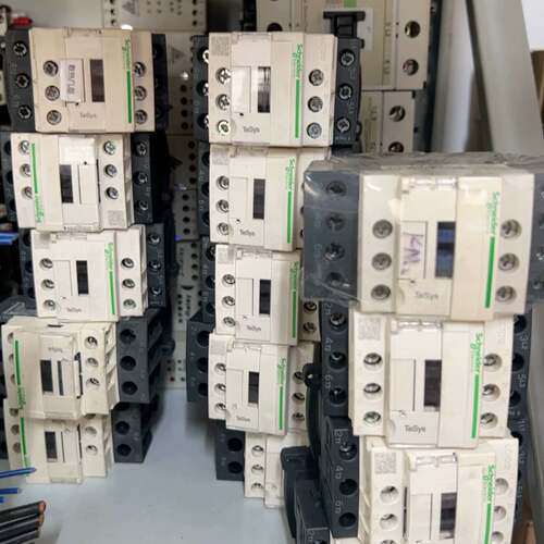 可维修施耐徳LC1D12M7C、LC1D32M7C议价