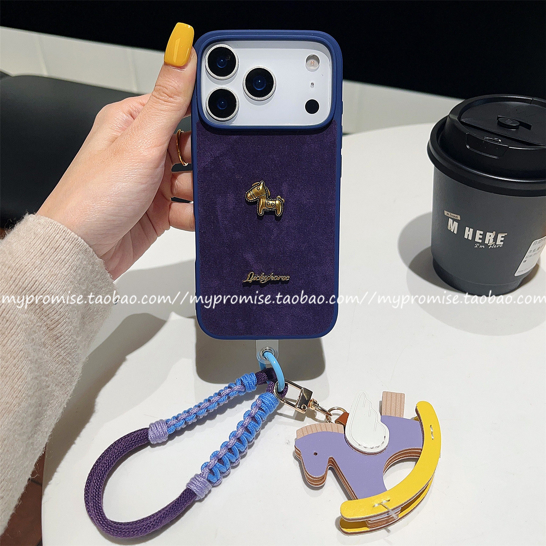 新中式高级紫色小马带挂绳适用苹果17promax手机壳iphone16pro新年17pro新款13便携手绳14手拎15Pro腕带挂绳,3C数码配件,手机保护套/壳,淘宝优惠券,粉丝福利购,淘宝优惠卷