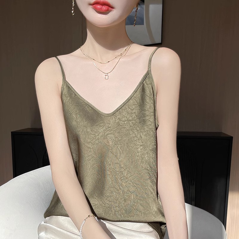肌理感高级感缎面垂感吊带背心