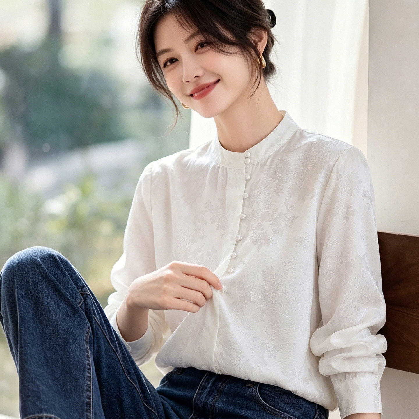 通勤风立领木耳边长袖衬衫女白色气质优雅高级感国风缎面衬衣上衣